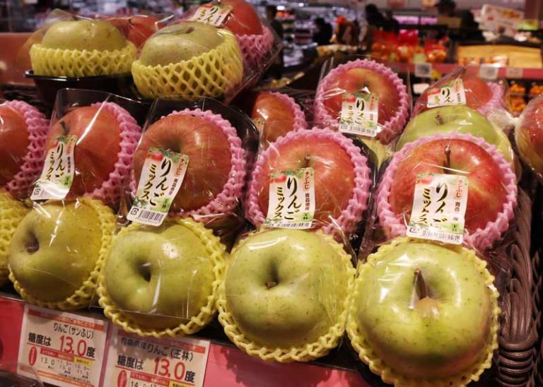aeon-otaru_fruit3.jpg